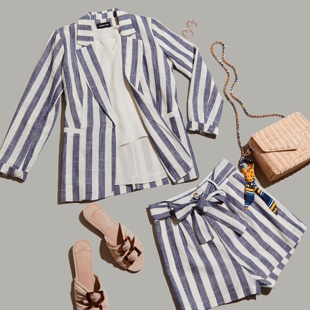 4 PIECE SUMMER OUTFIT MYSTERY BOX